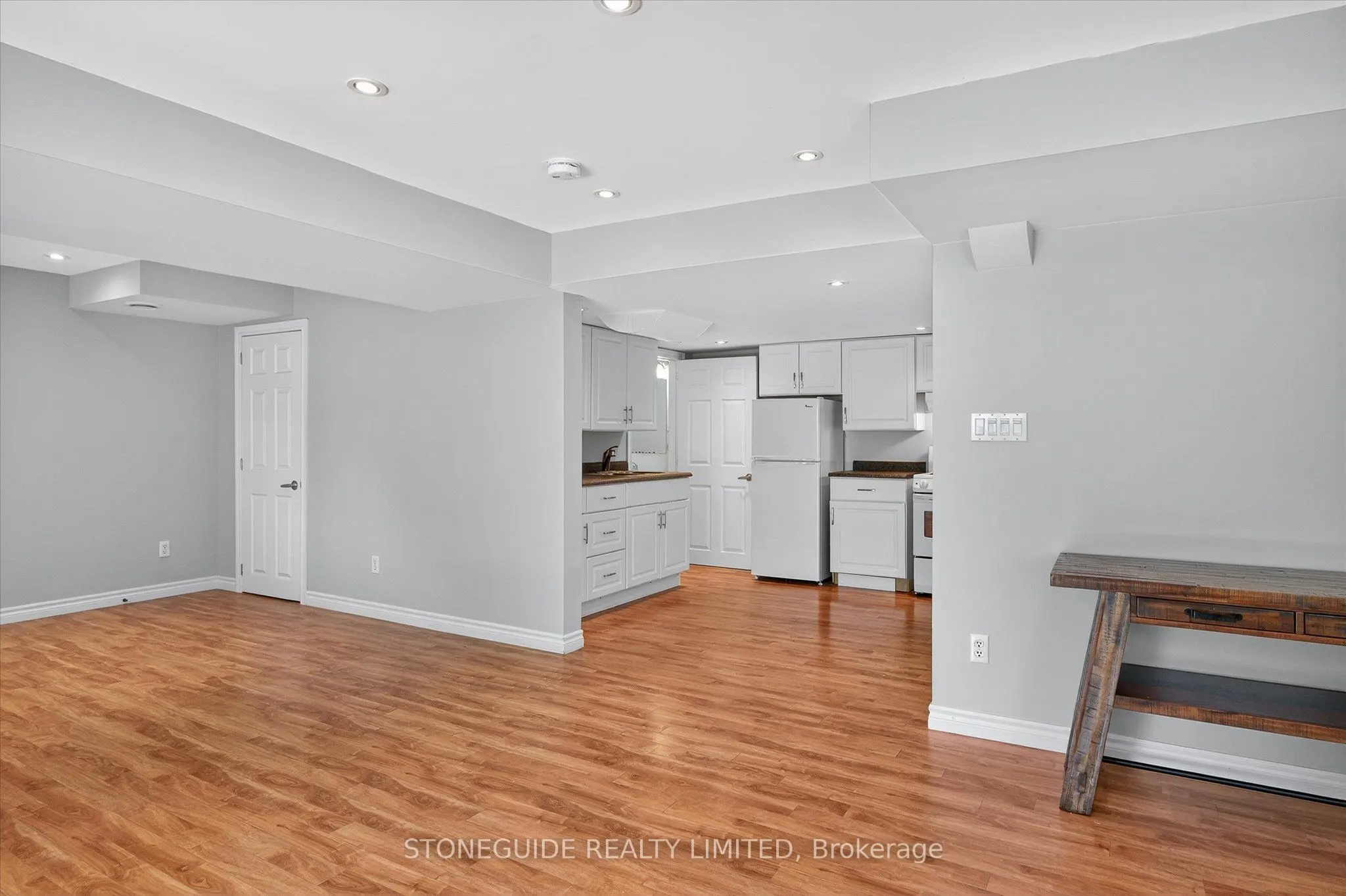 1726 Ravenwood Drive