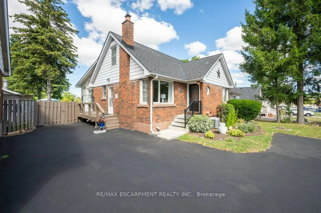 480 Mohawk Road W
