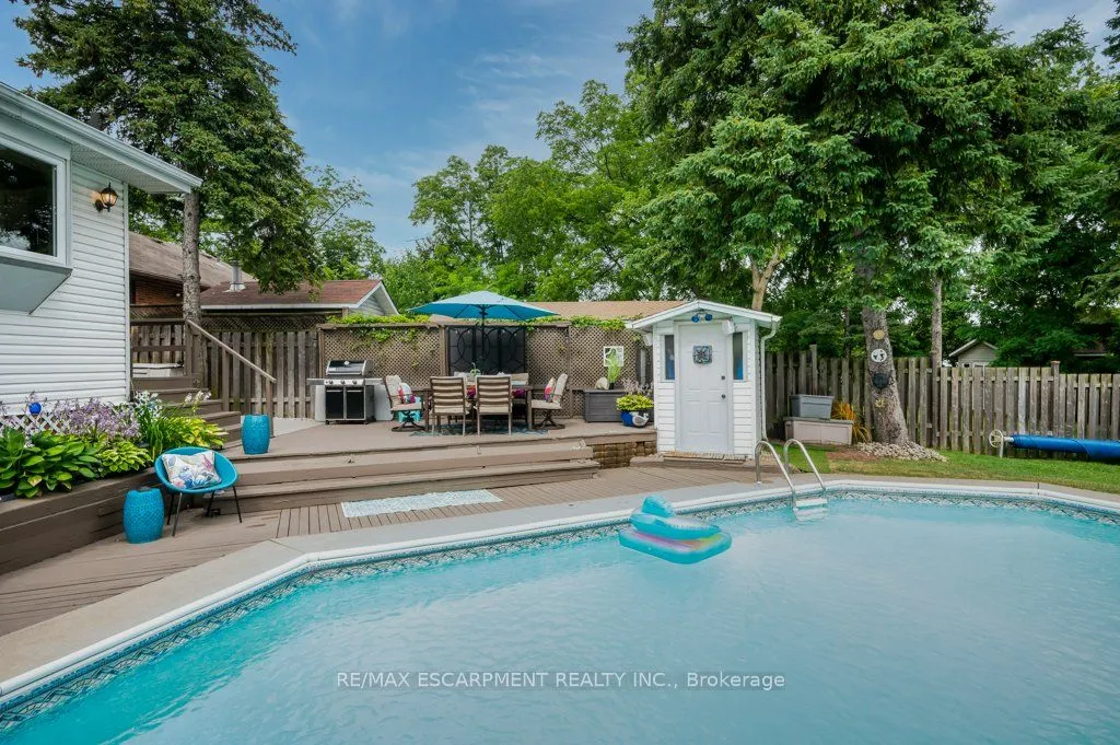 480 Mohawk Road W