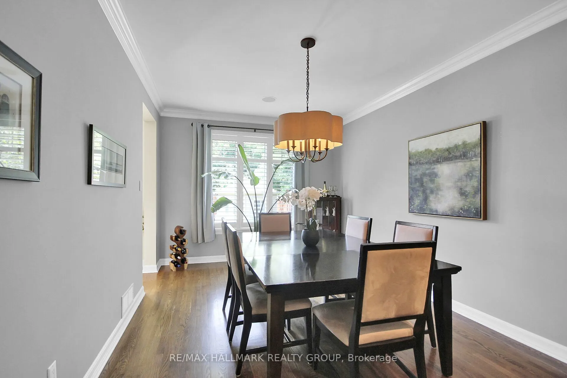 30 OAKBRIAR Crescent