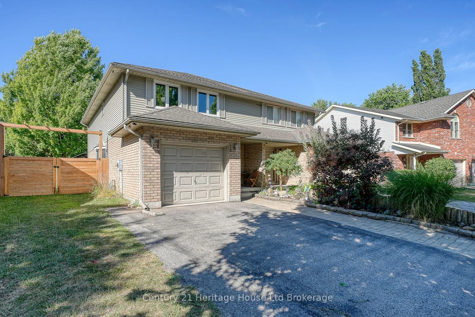 5 Mohican Drive