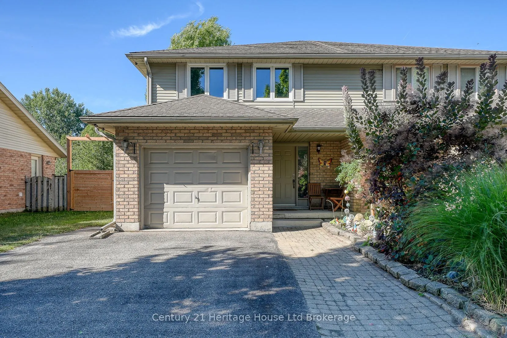 5 Mohican Drive