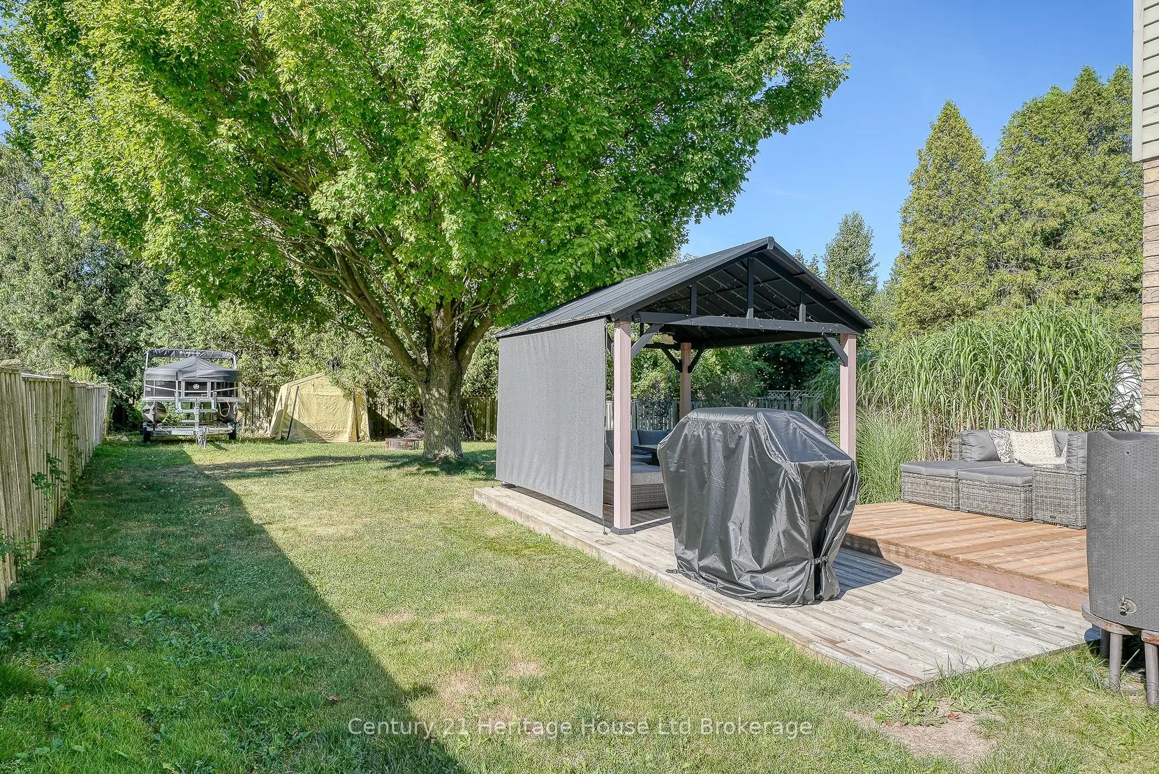 5 Mohican Drive