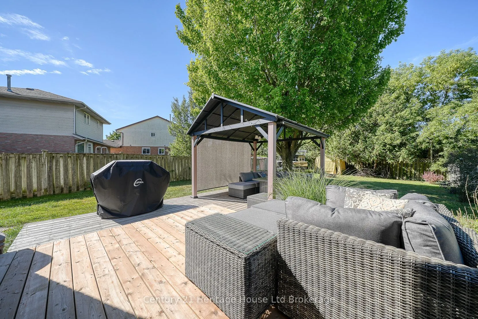 5 Mohican Drive