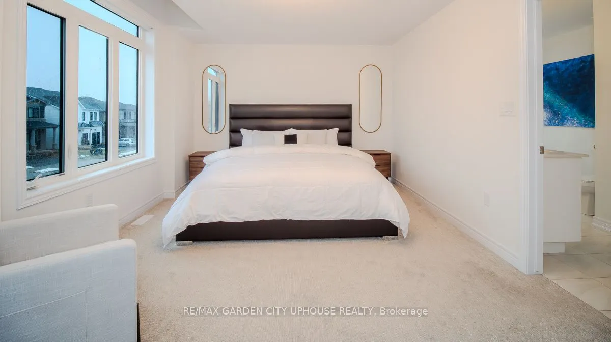 111 STARFIRE Crescent