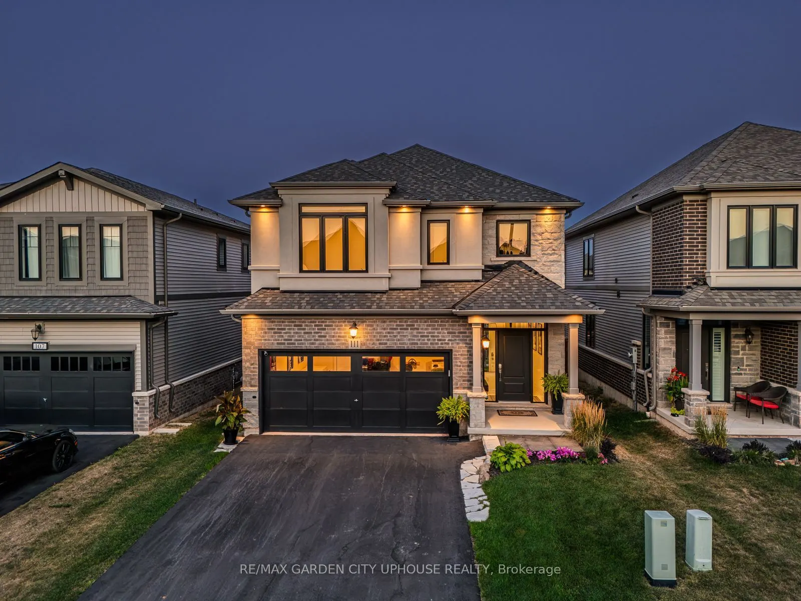111 STARFIRE Crescent