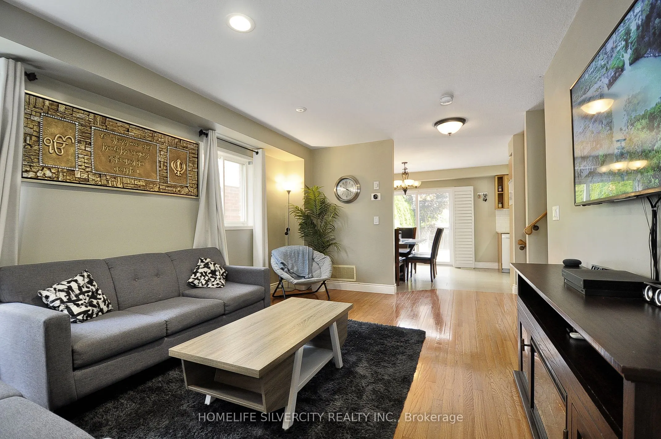 115 Flockhart Road
