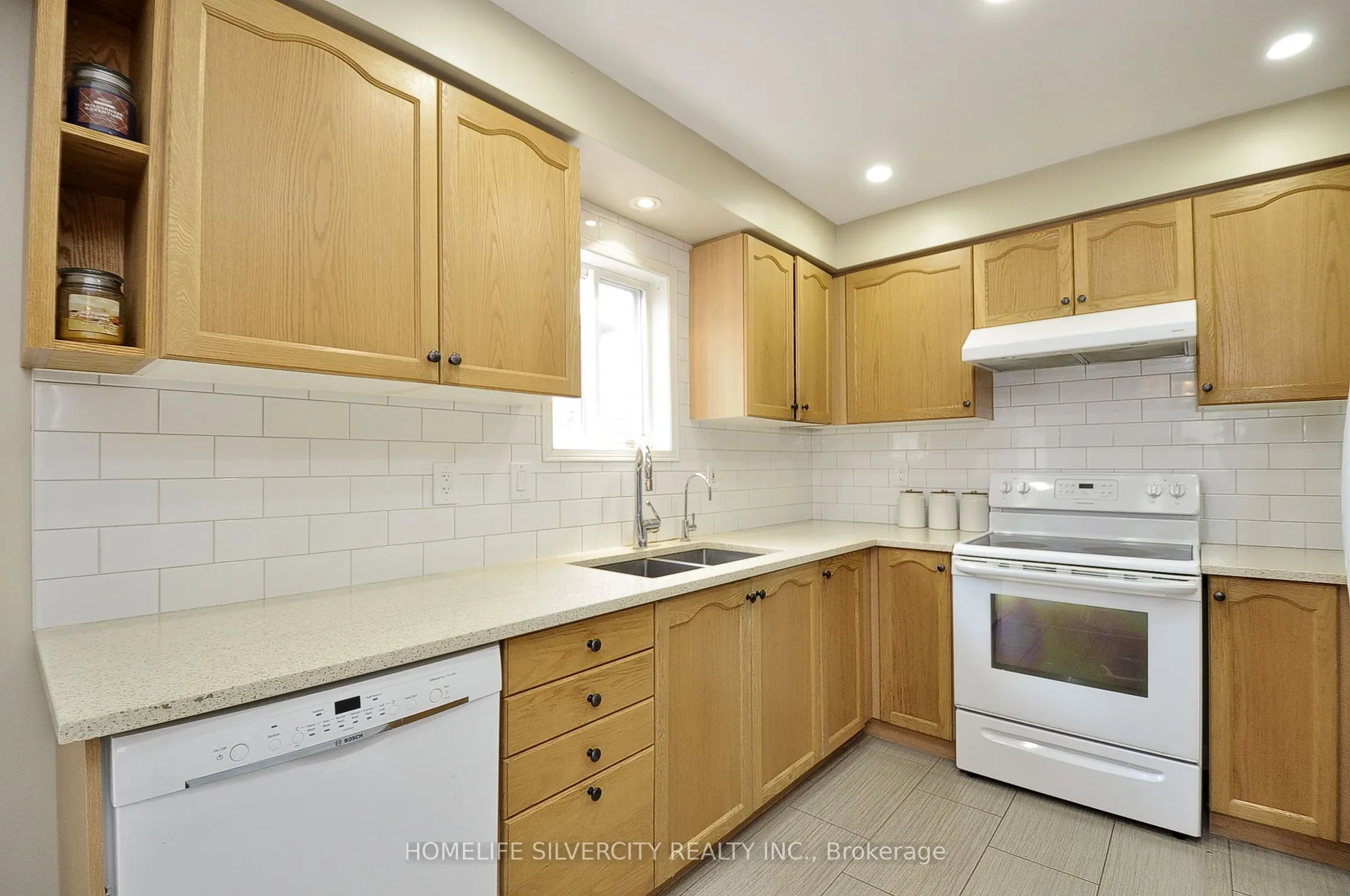 115 Flockhart Road
