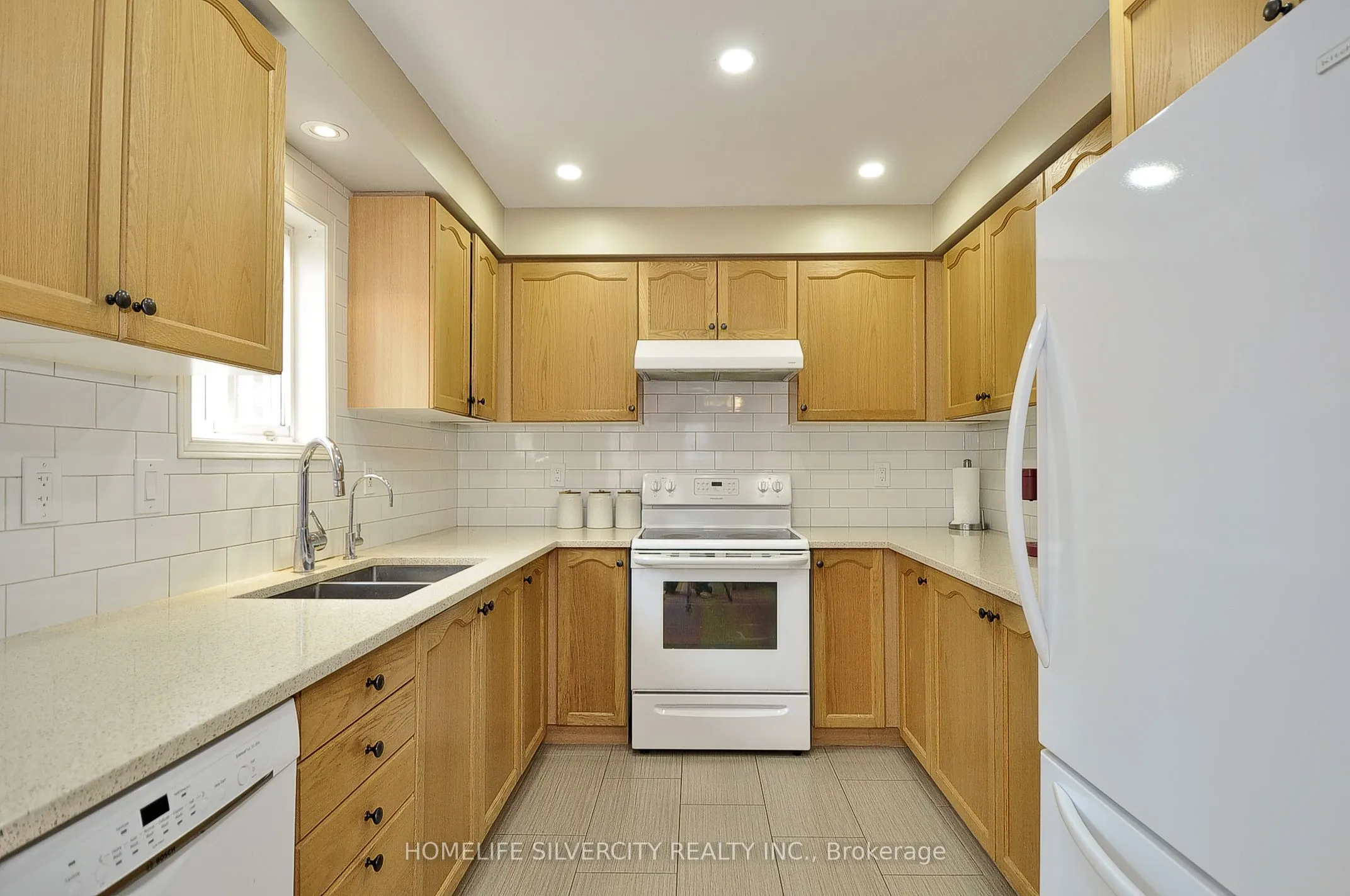 115 Flockhart Road