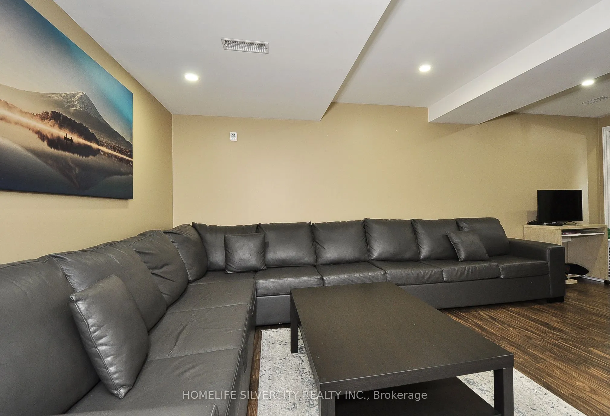 115 Flockhart Road