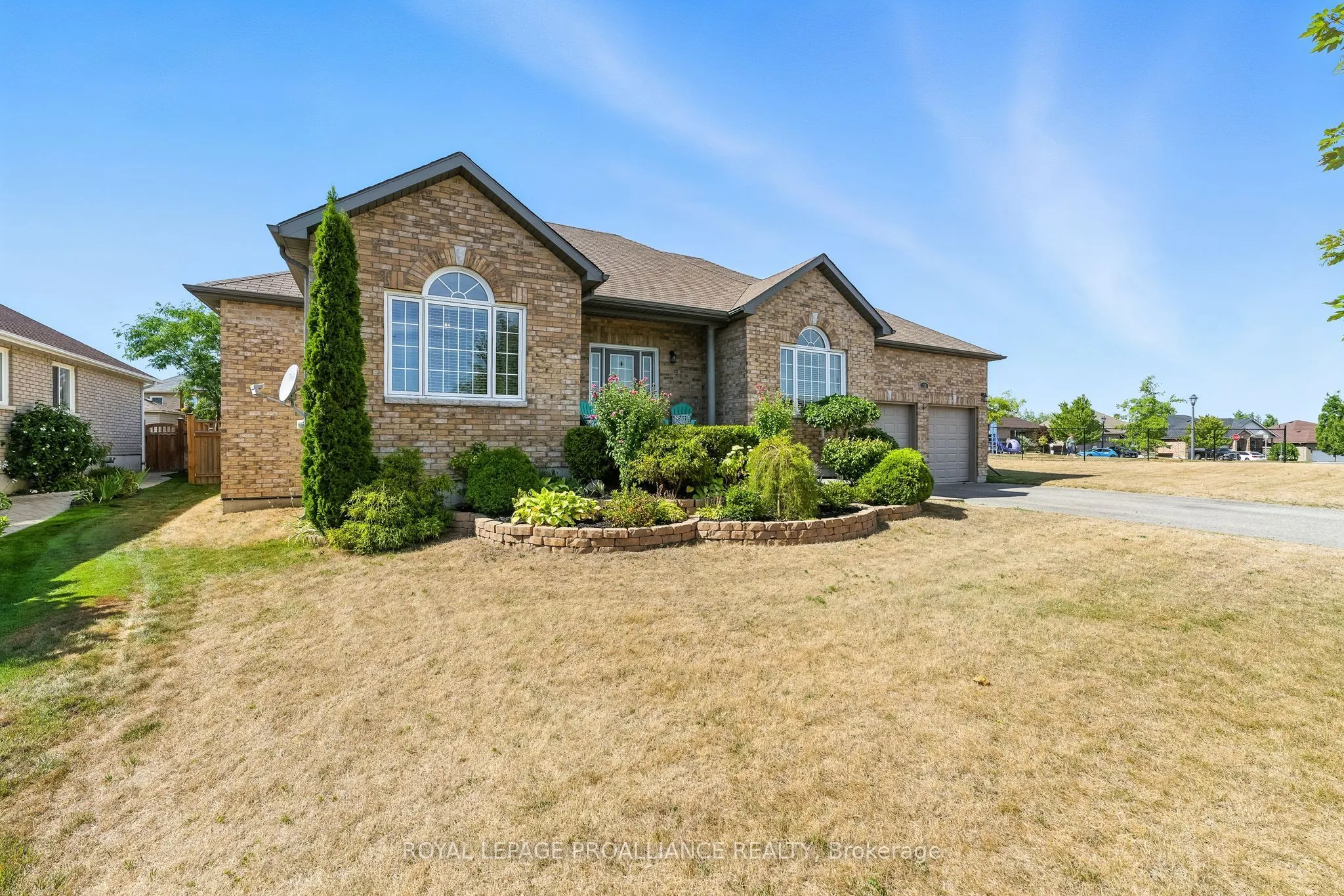 278 Ivey Crescent