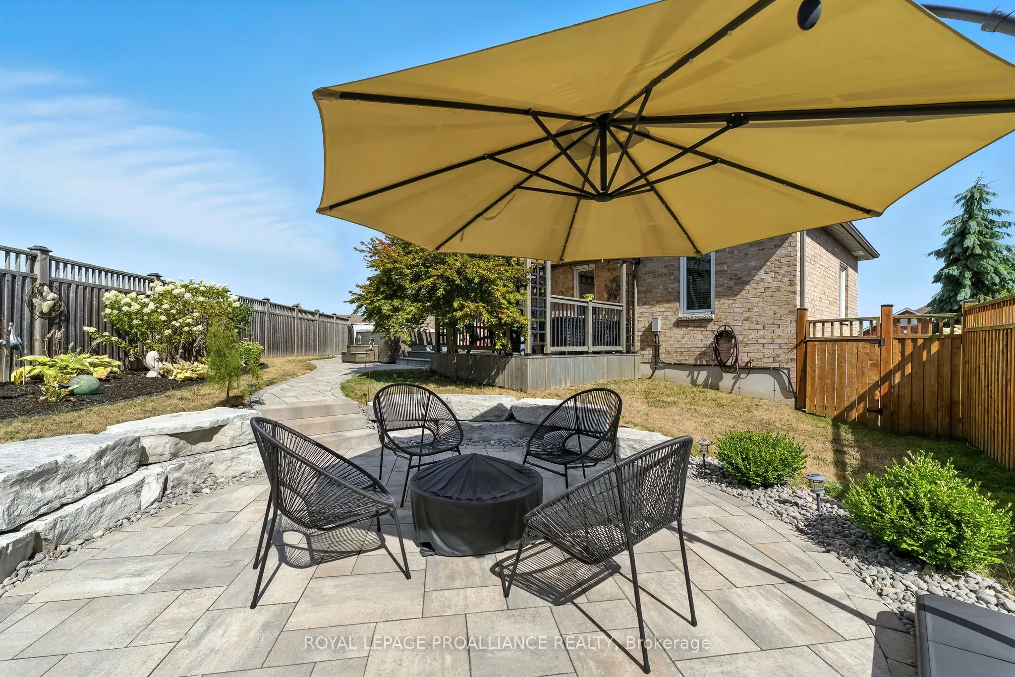 278 Ivey Crescent
