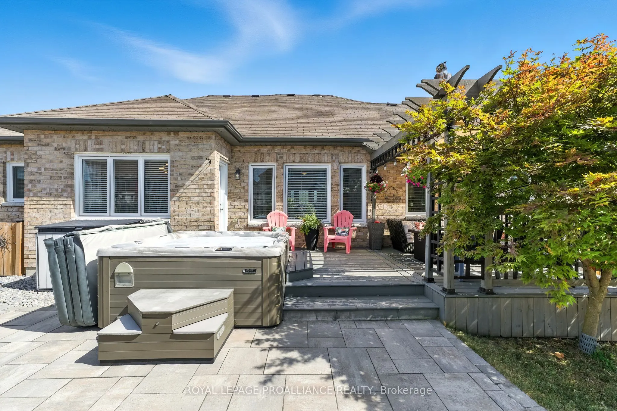 278 Ivey Crescent