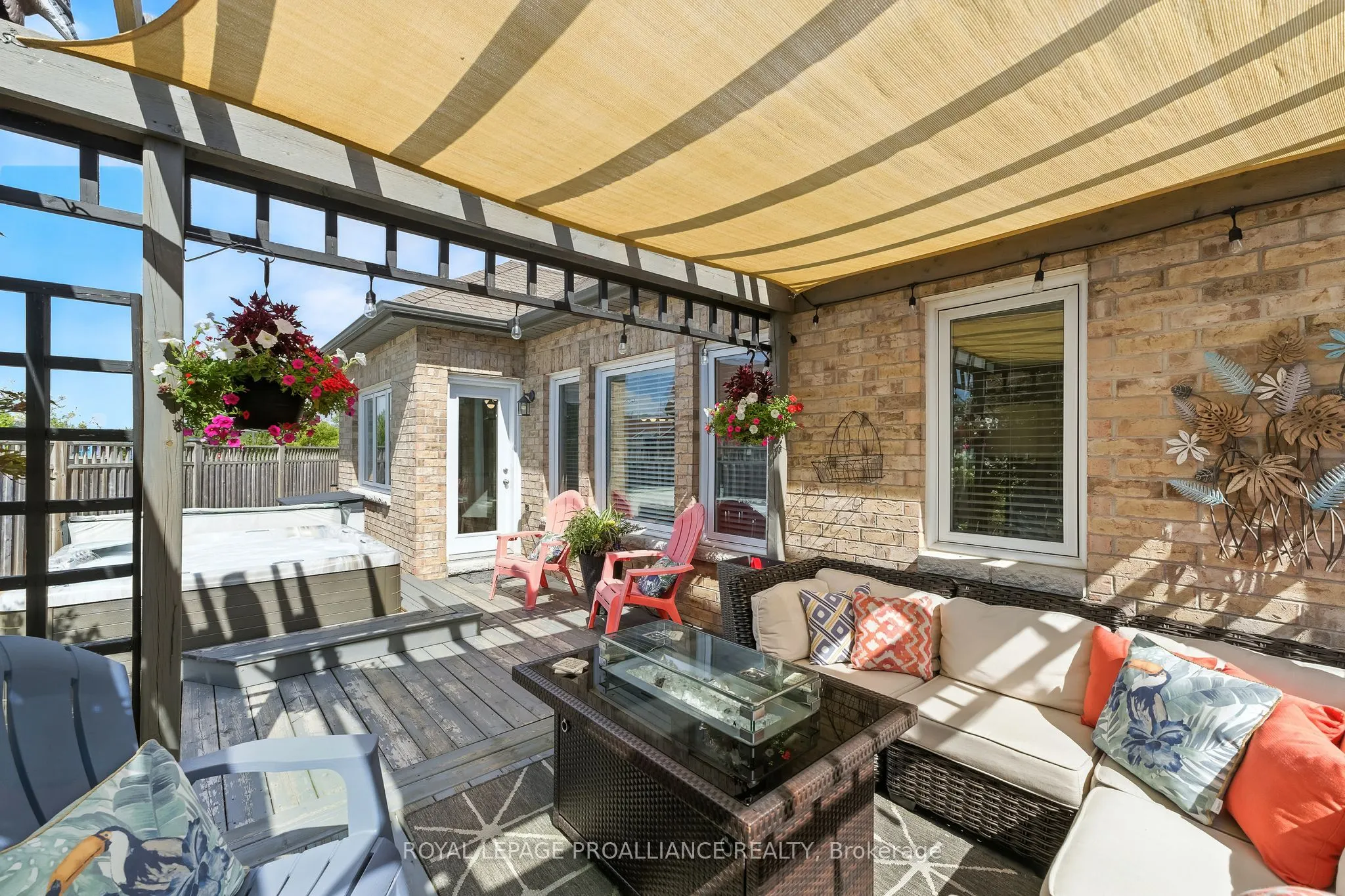 278 Ivey Crescent