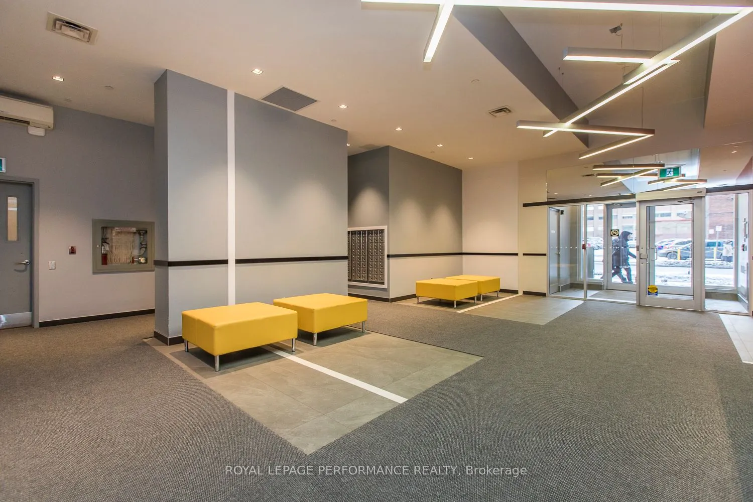 324 Laurier Avenue W, #2209