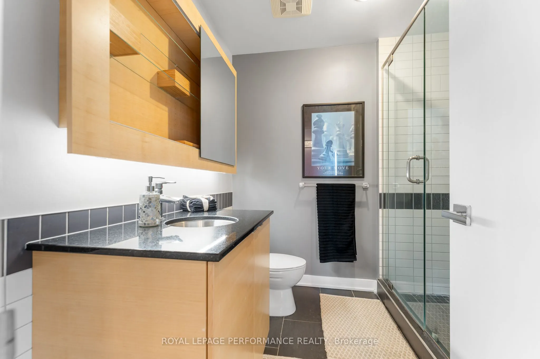 324 Laurier Avenue W, #2209