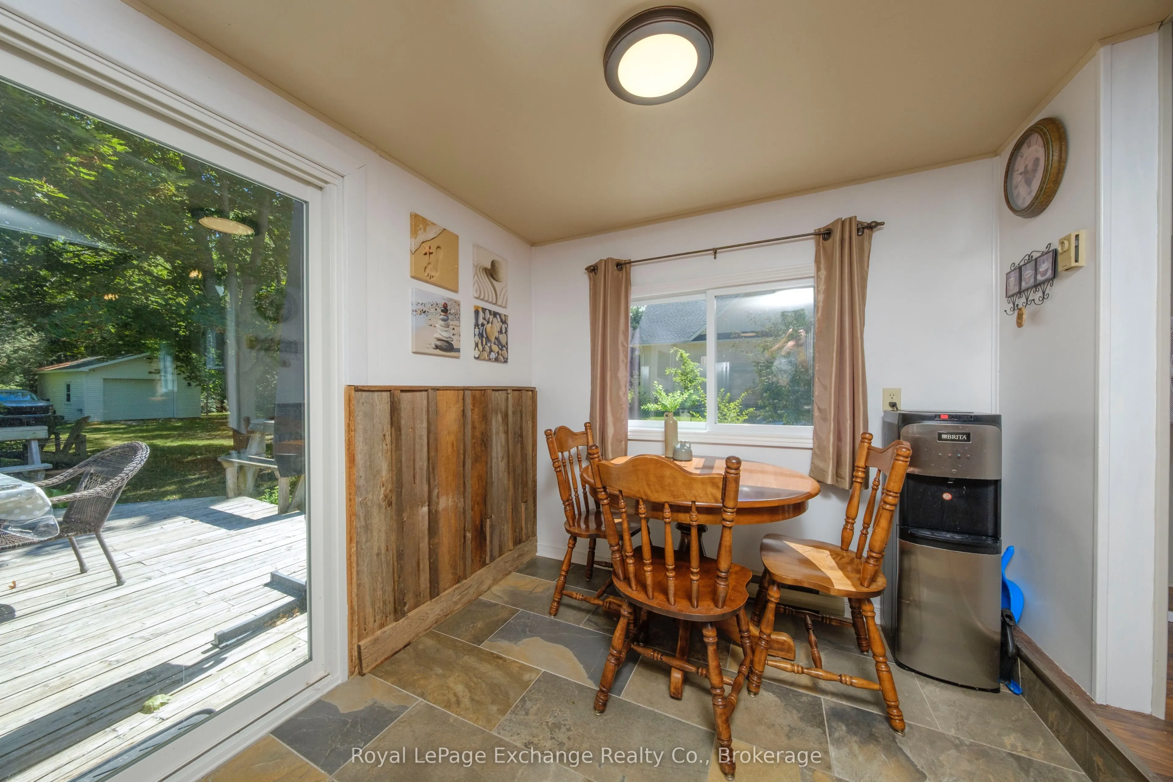 109 Gordon Street N