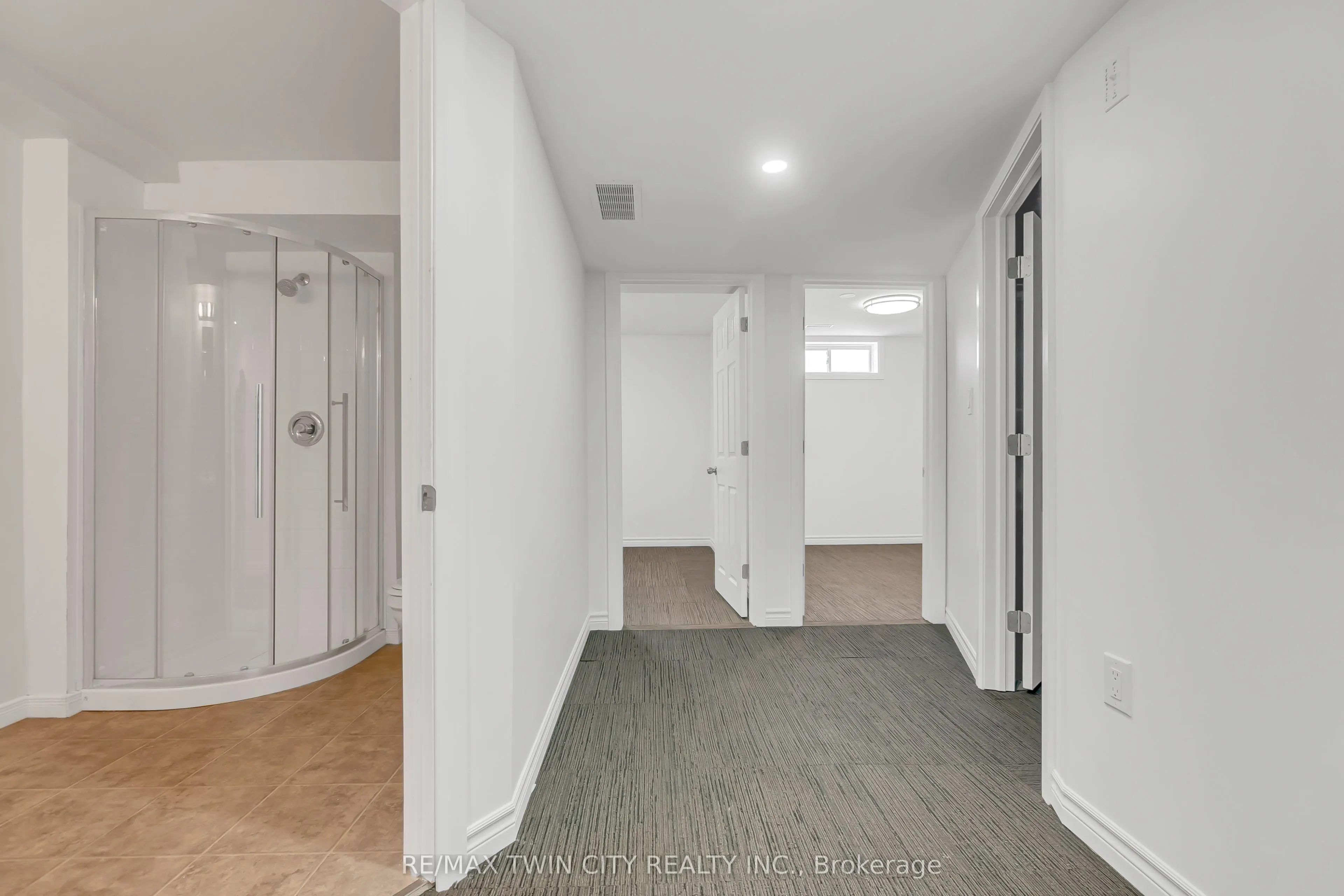 62 Foxglove Crescent