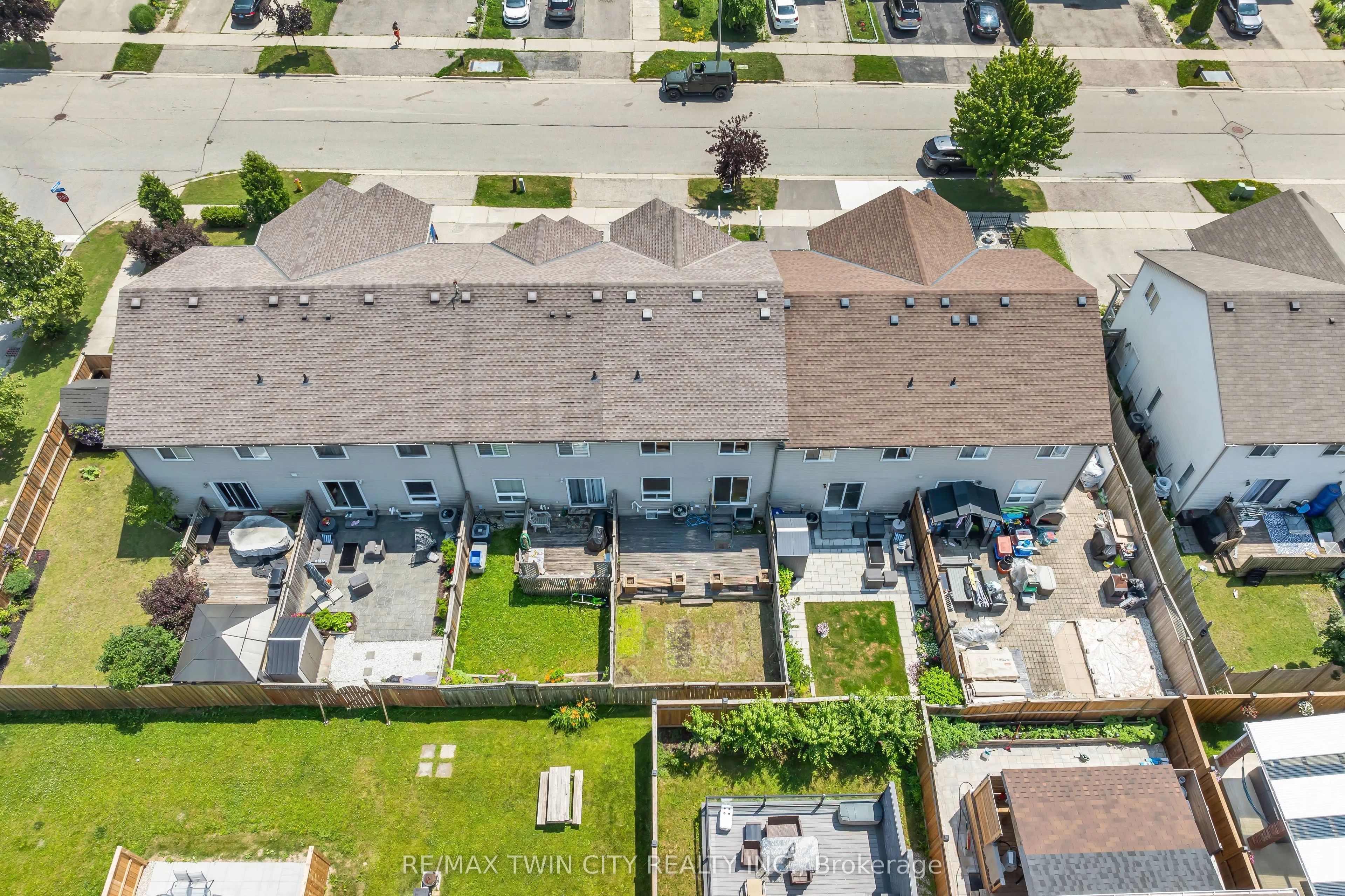 62 Foxglove Crescent