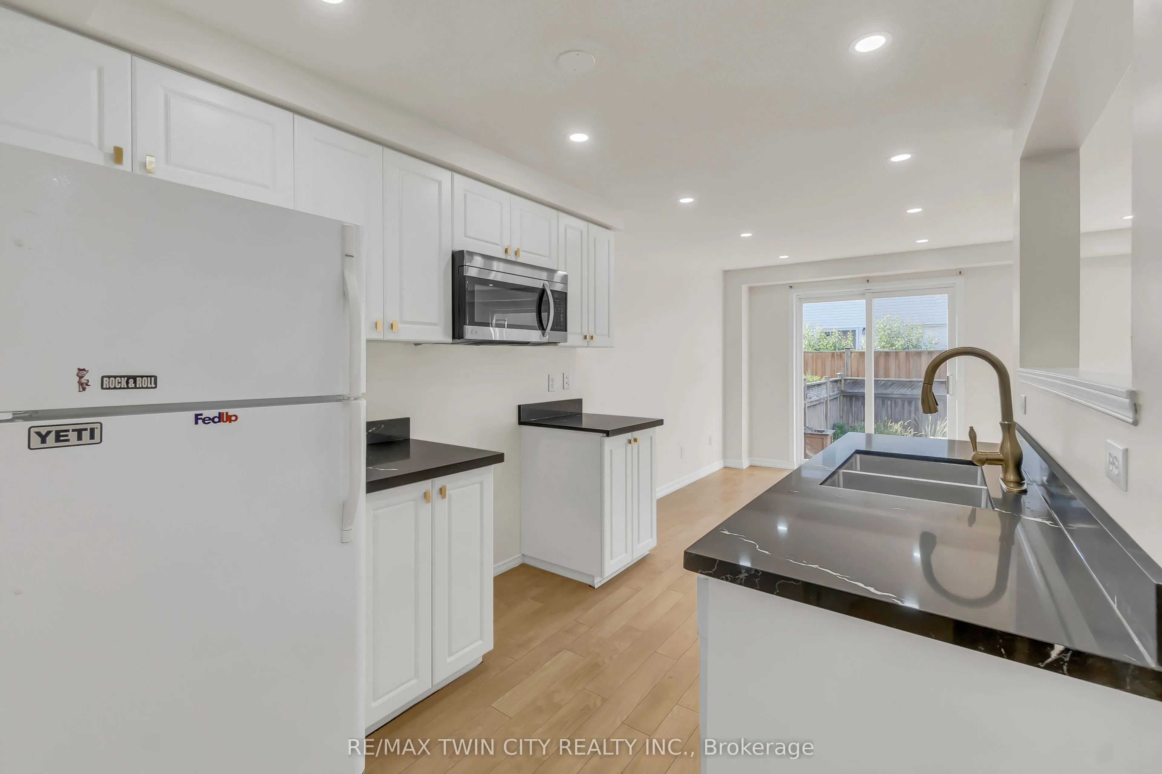 62 Foxglove Crescent