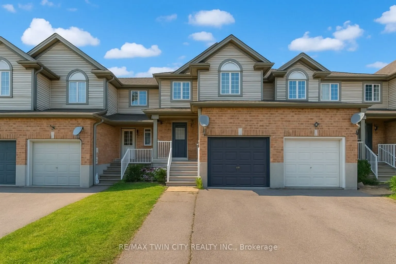 62 Foxglove Crescent