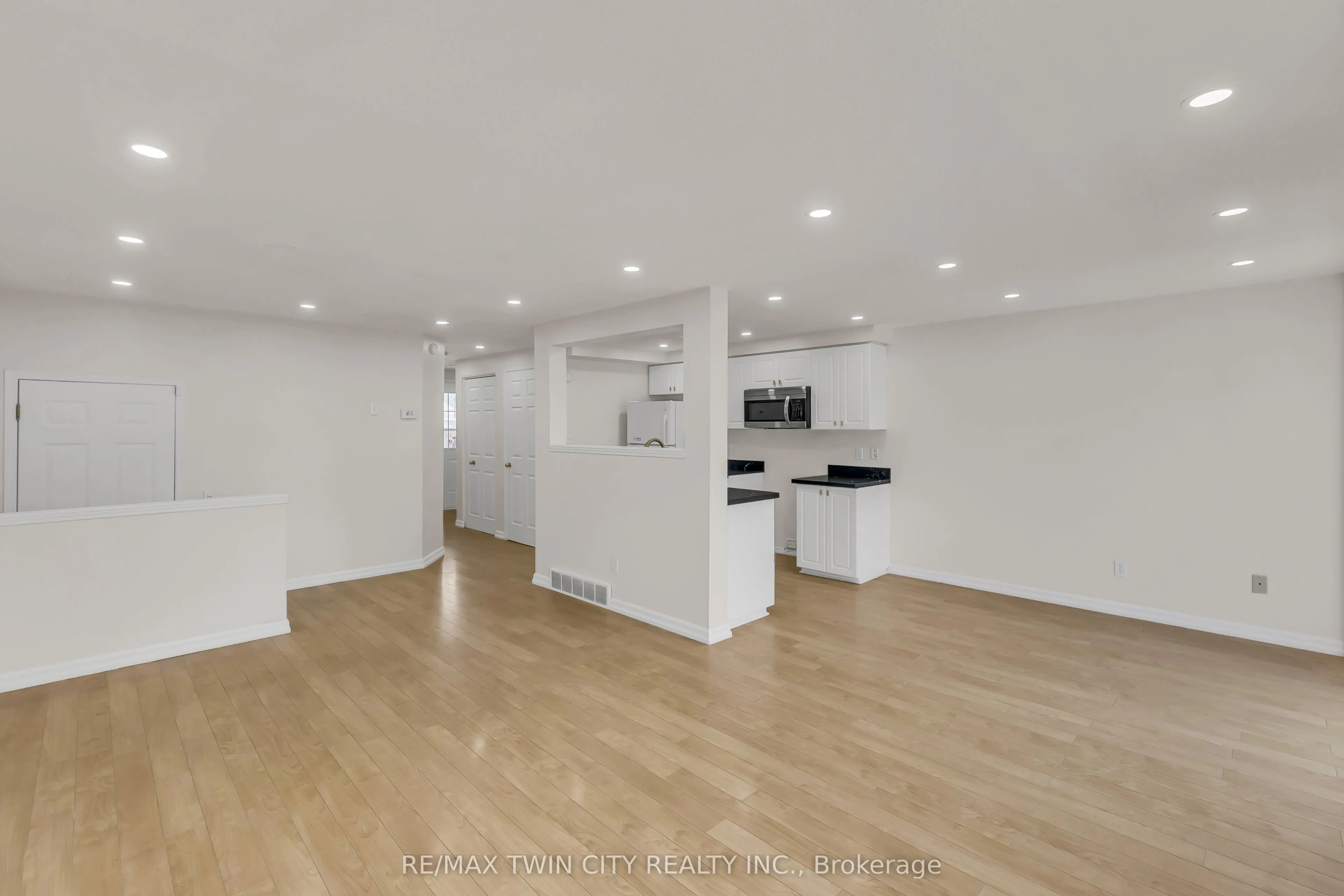 62 Foxglove Crescent