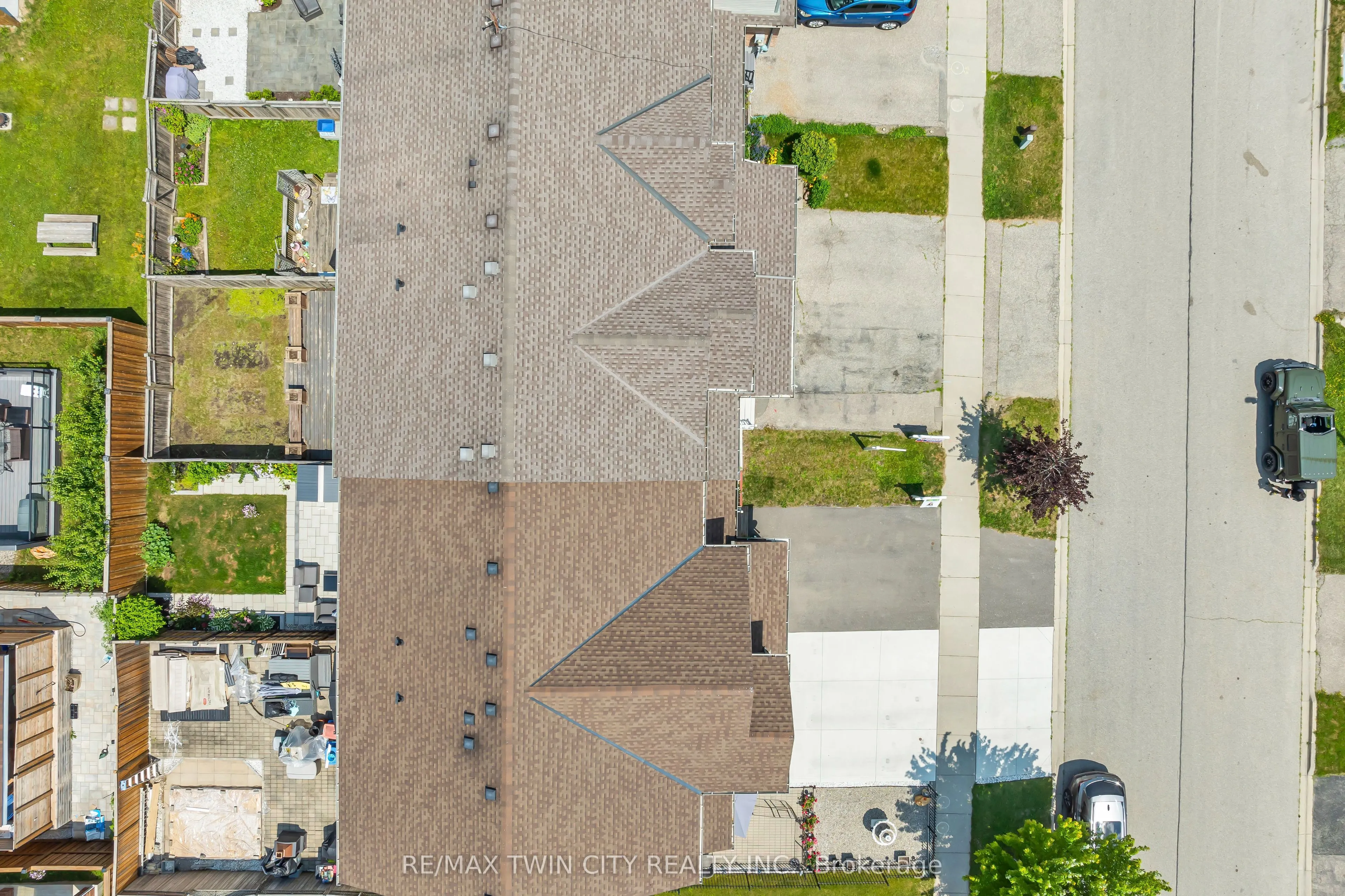 62 Foxglove Crescent
