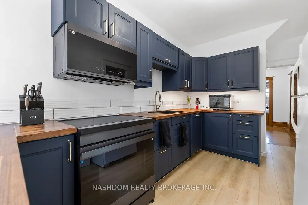 35 Gage Avenue S, ##1