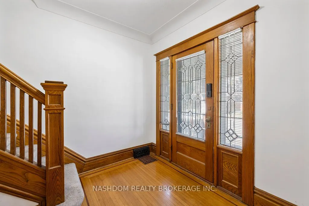 35 Gage Avenue S, ##1