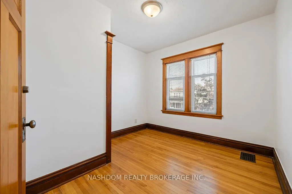 35 Gage Avenue S, ##1
