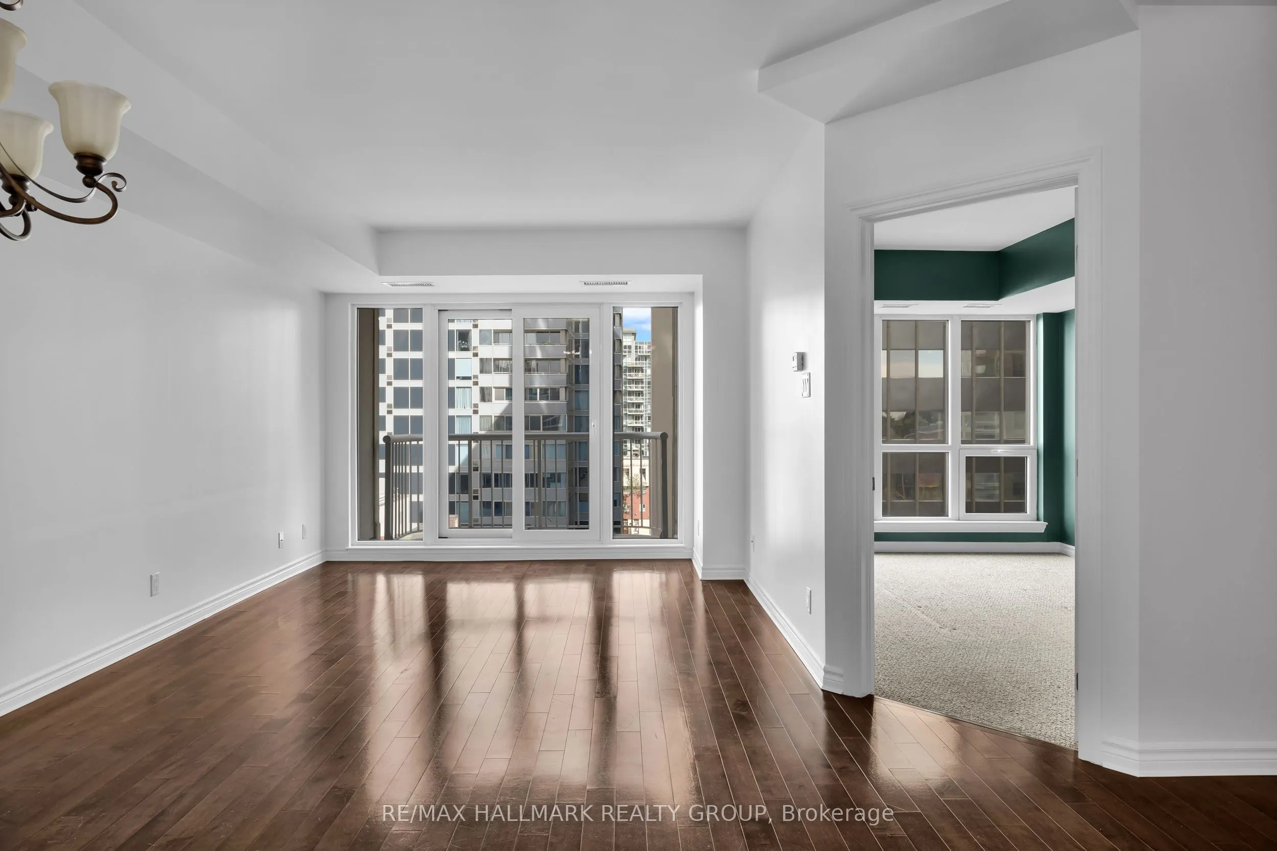 234 RIDEAU Street, #702