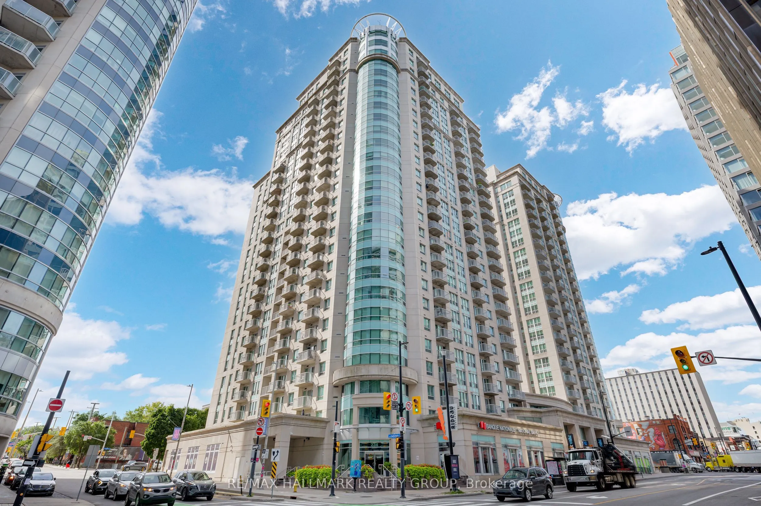 234 RIDEAU Street, #702