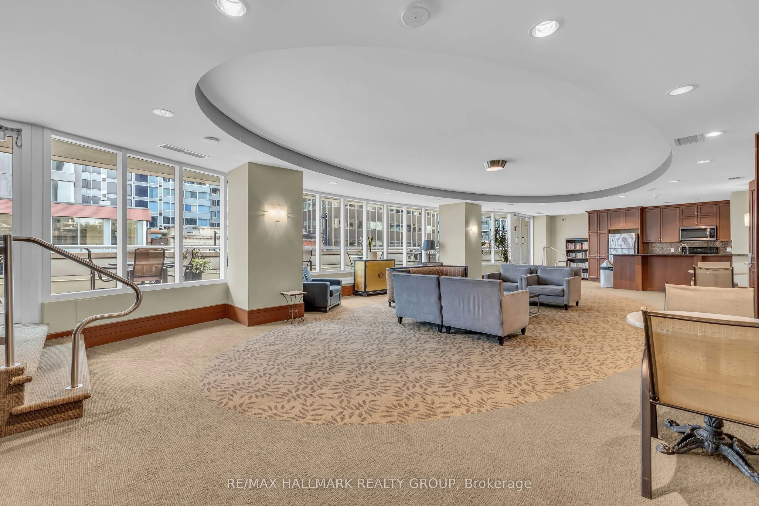 234 RIDEAU Street, #702