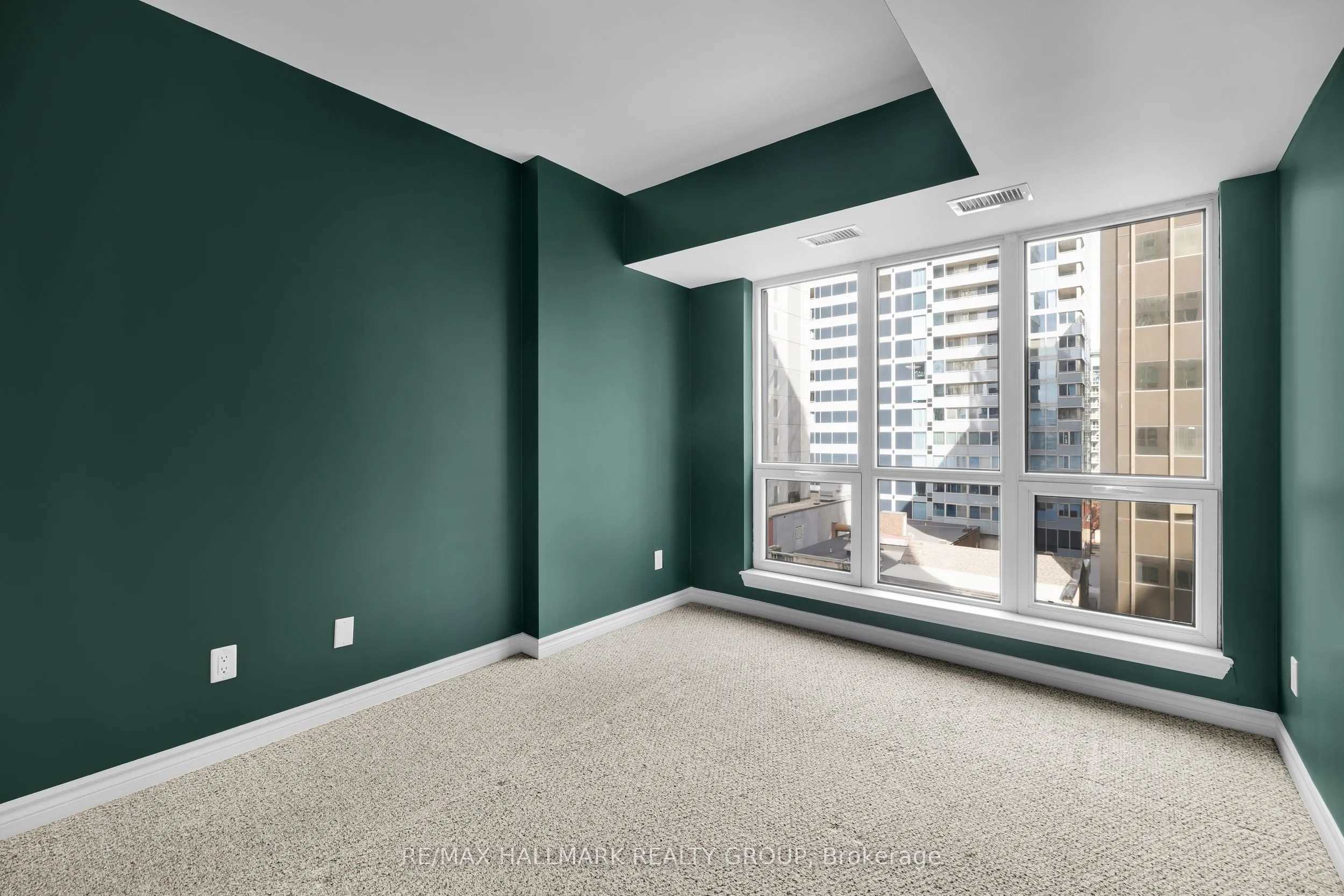 234 RIDEAU Street, #702