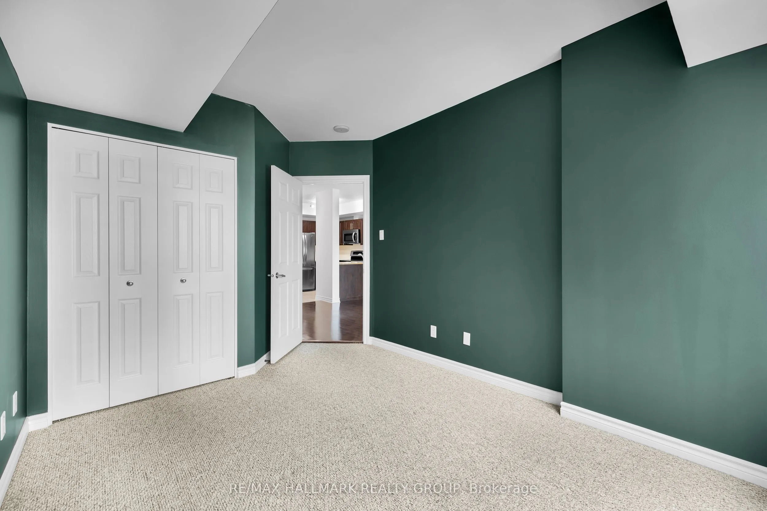 234 RIDEAU Street, #702