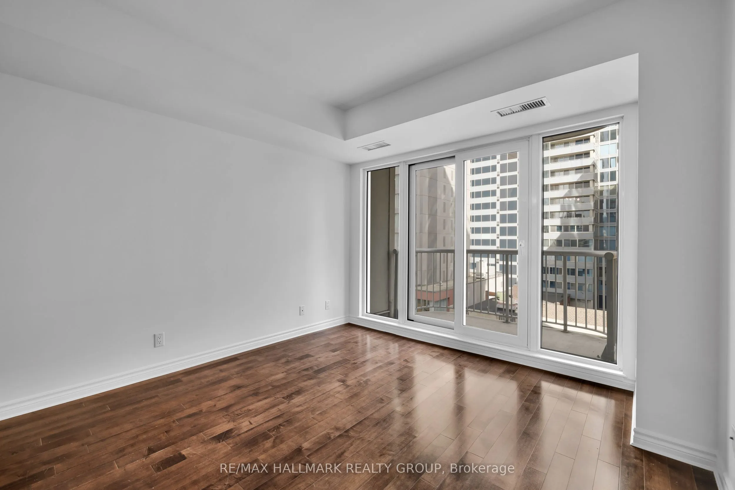 234 RIDEAU Street, #702
