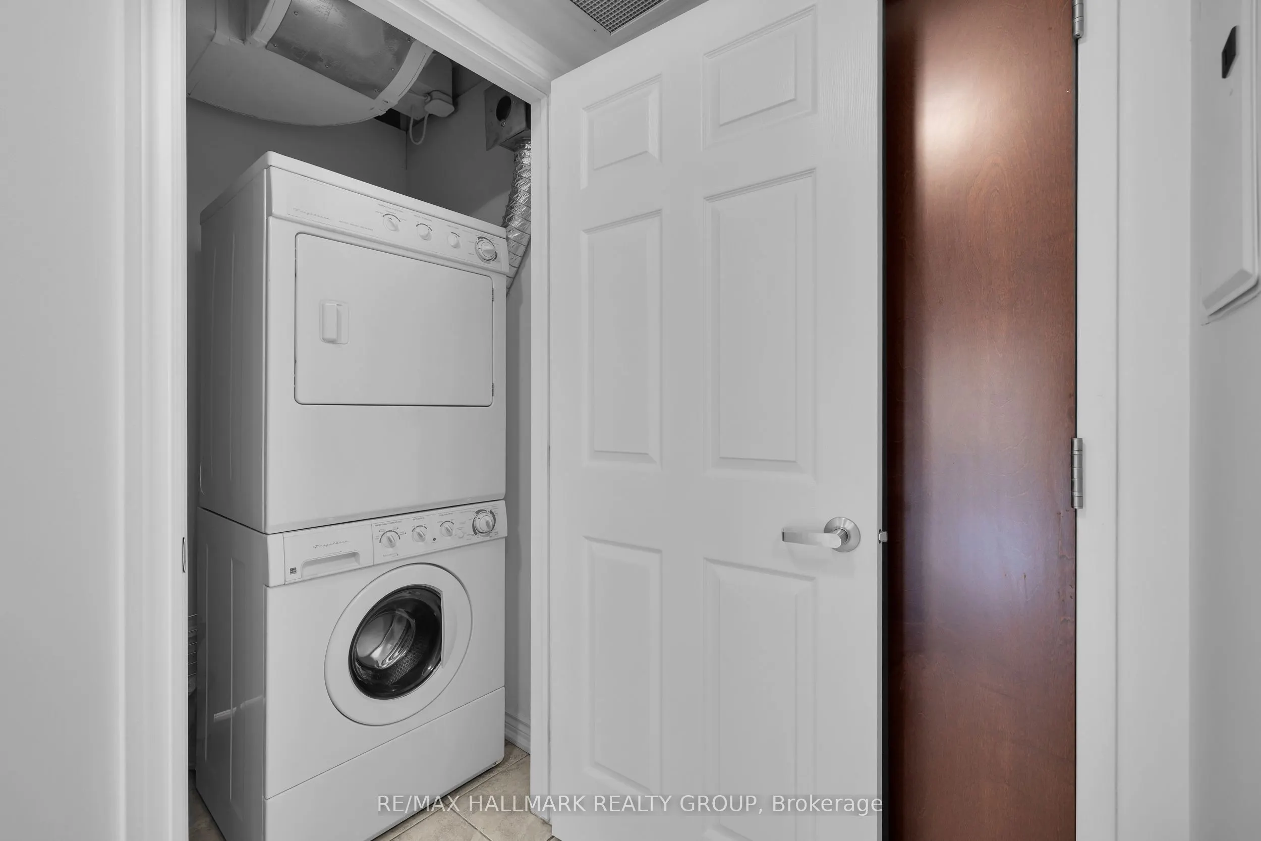 234 RIDEAU Street, #702