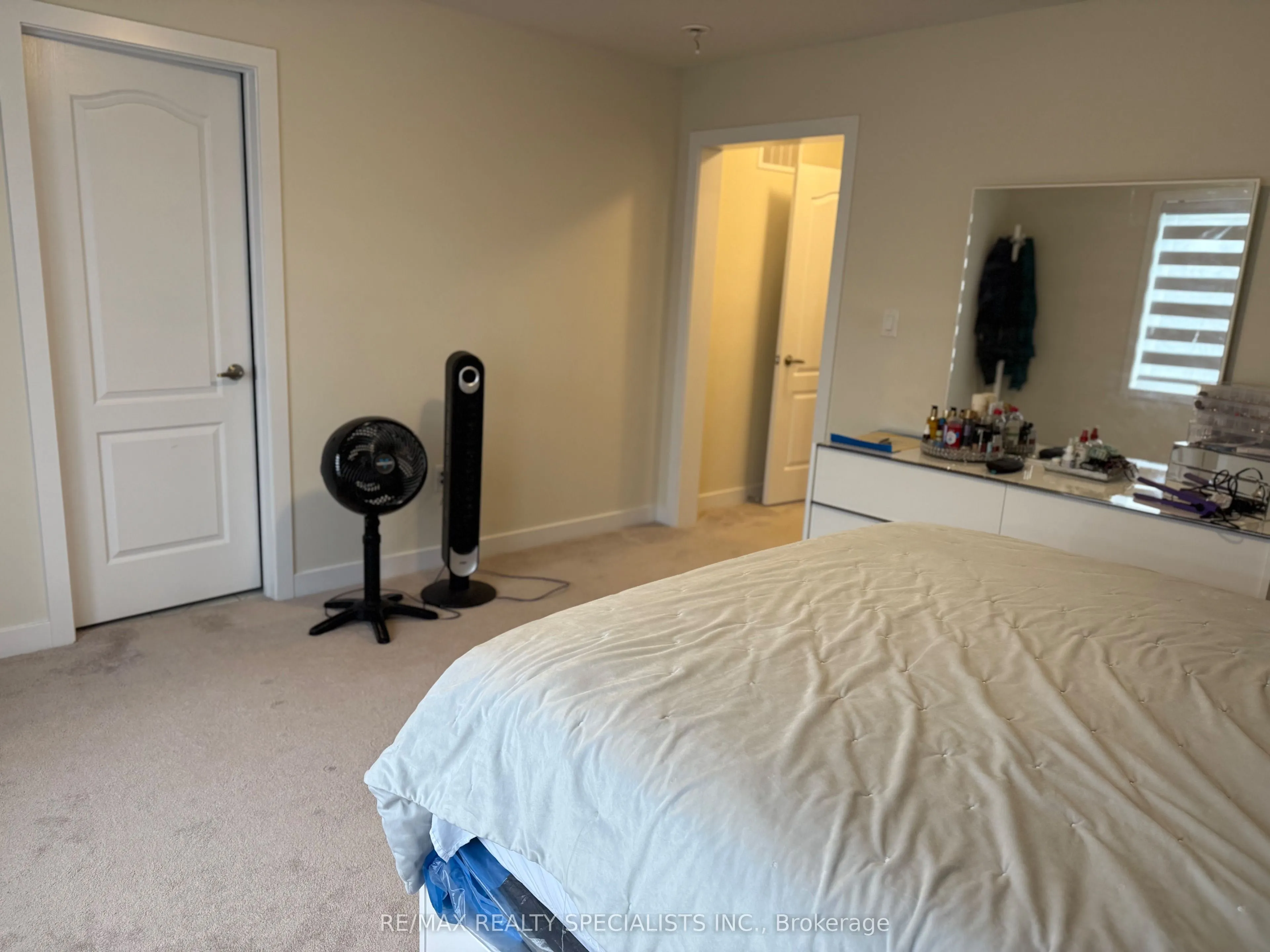 84 LILAC Circle