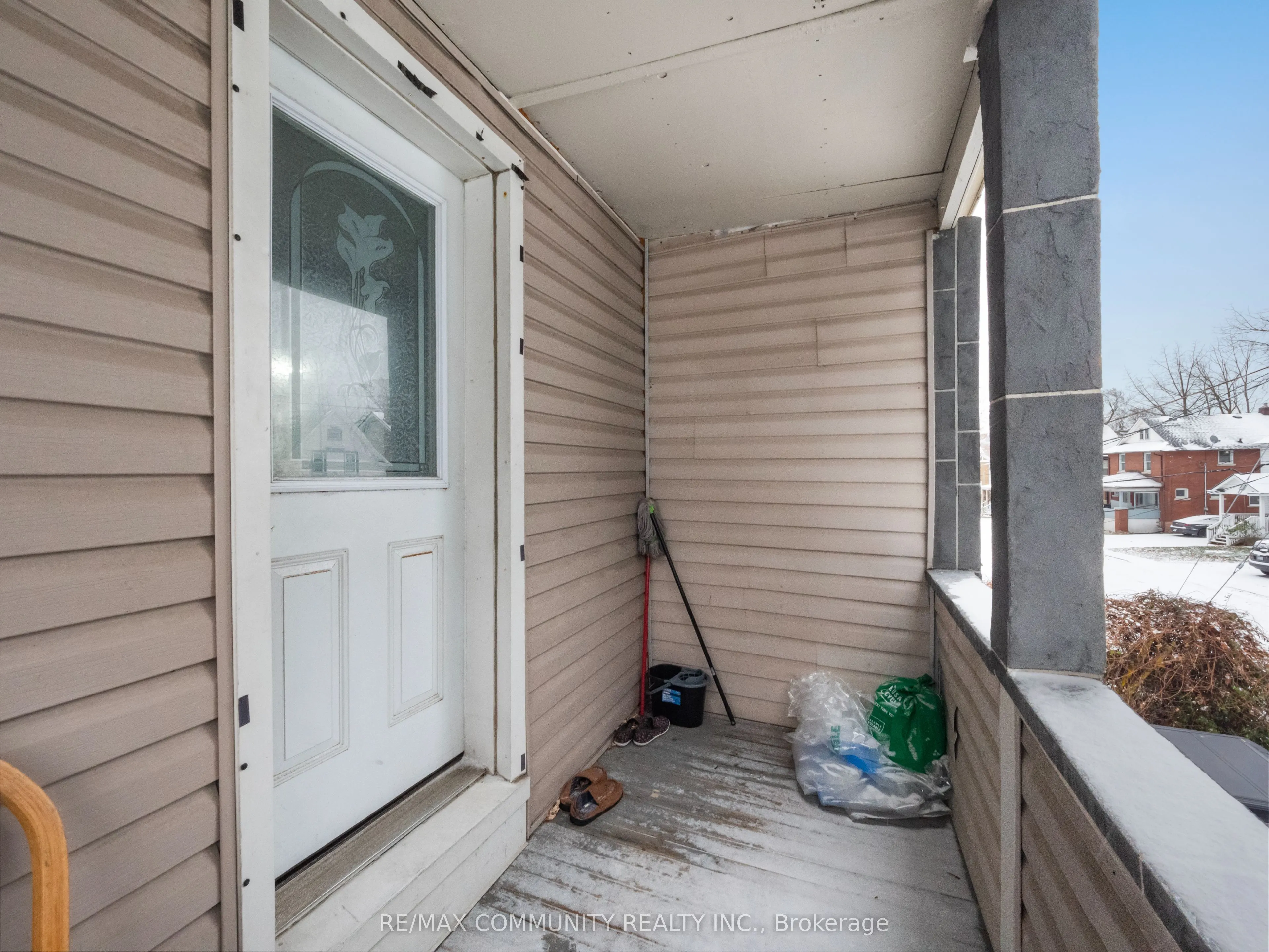 4769 McDougall Crescent