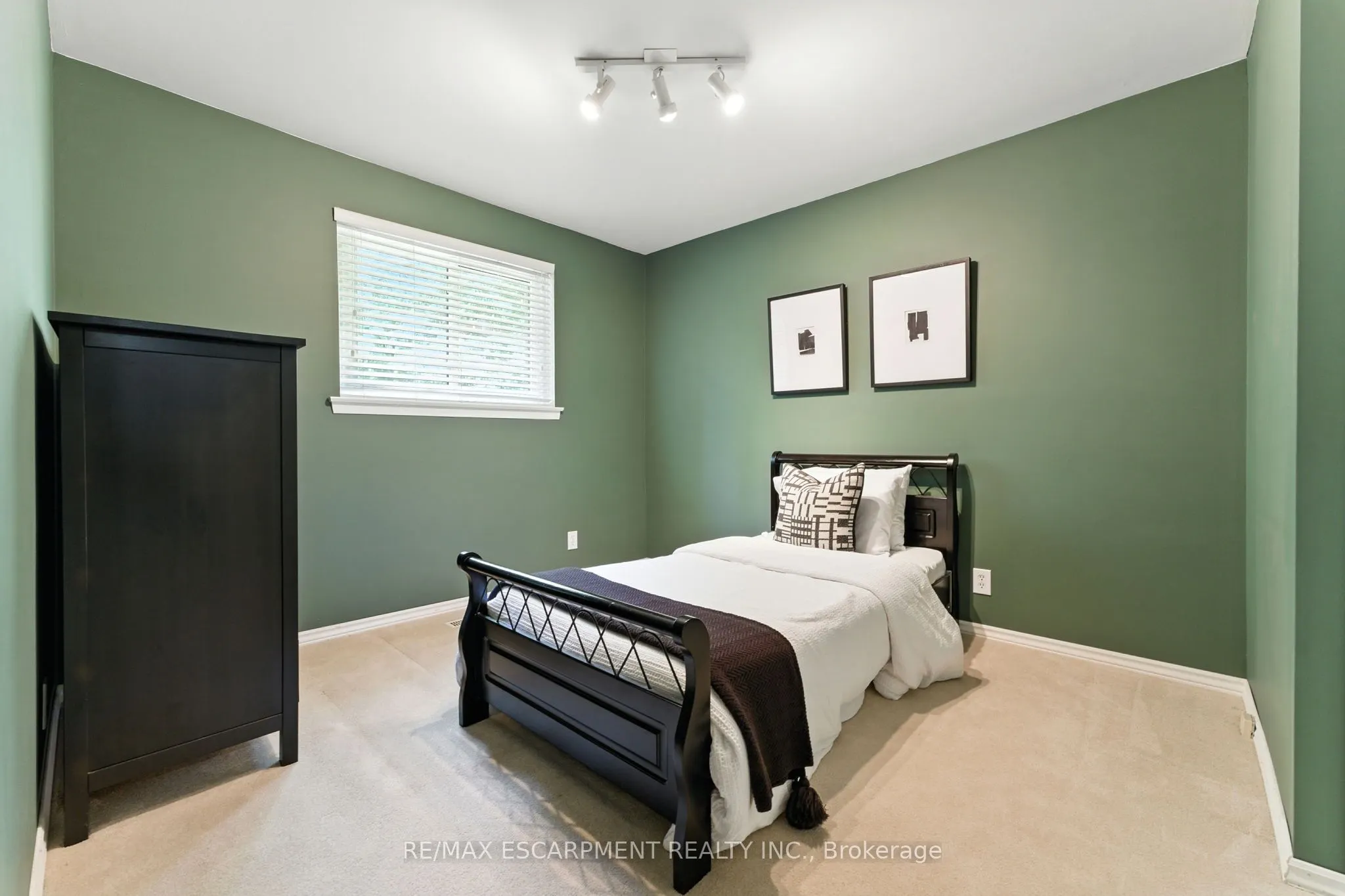 51 Pleasant Avenue