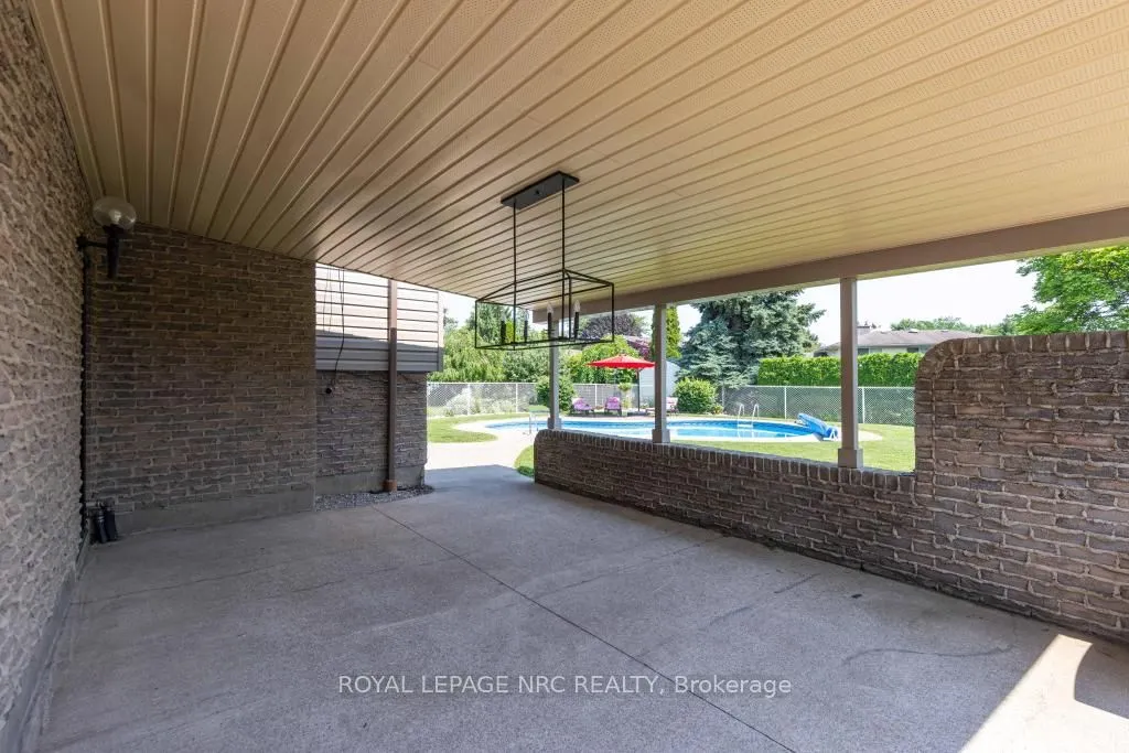 42 Beachview Drive