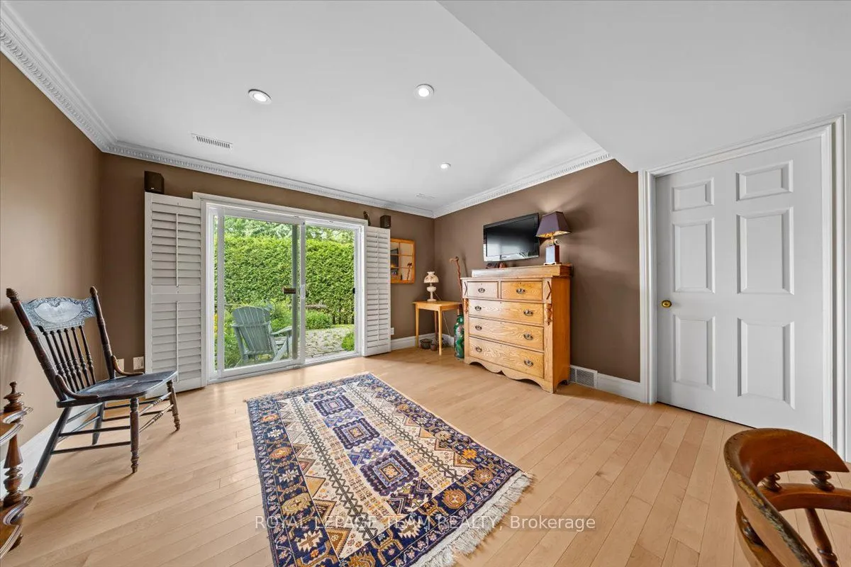 27 Forsyth Lane, #14