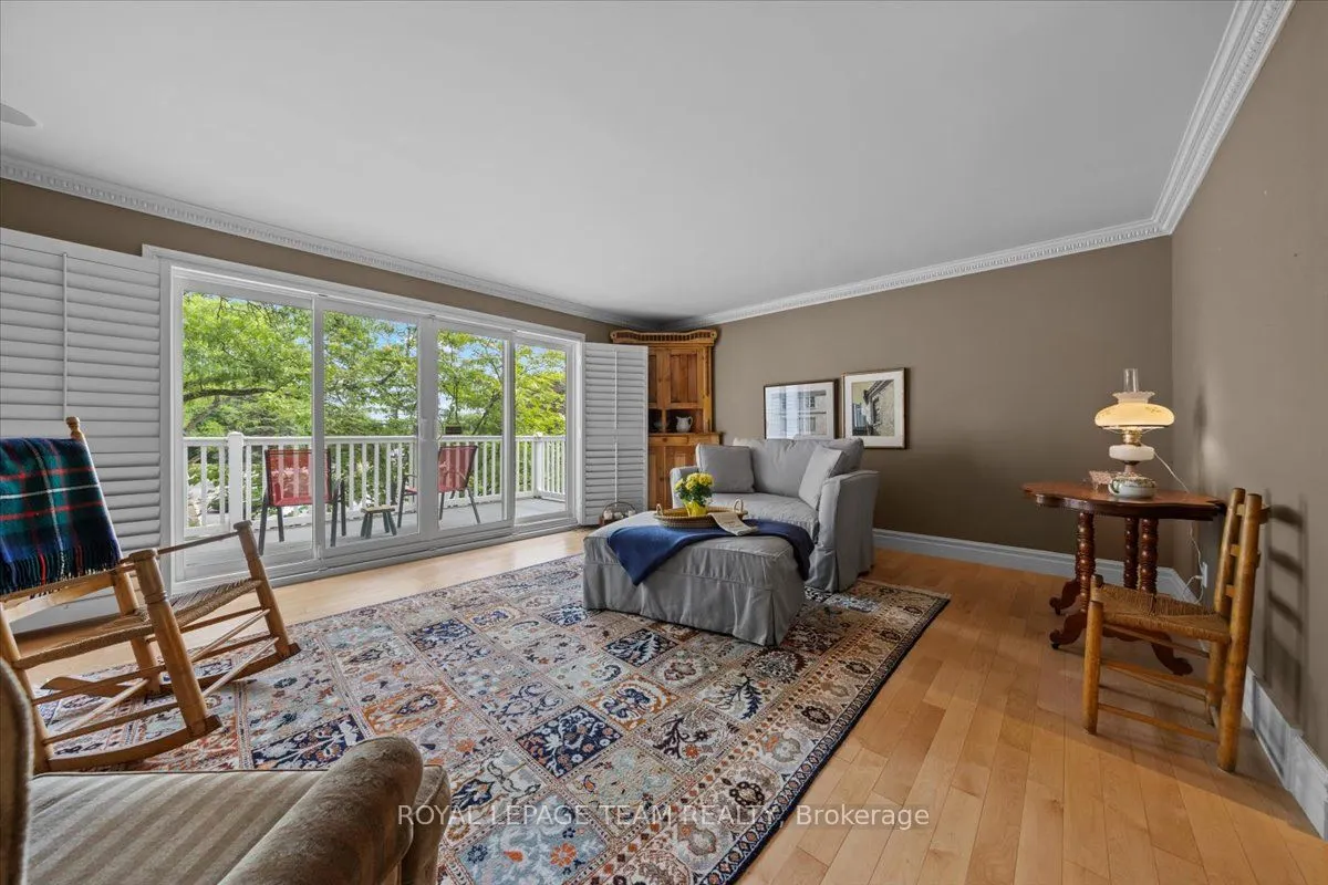 27 Forsyth Lane, #14