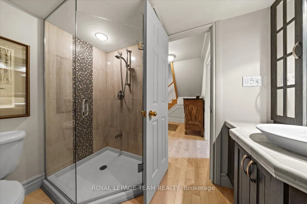 27 Forsyth Lane, #14