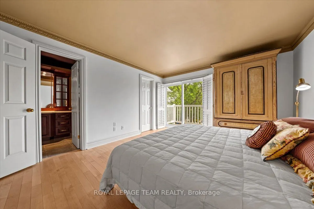 27 Forsyth Lane, #14