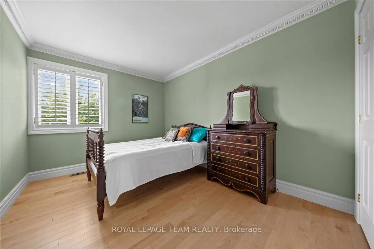 27 Forsyth Lane, #14