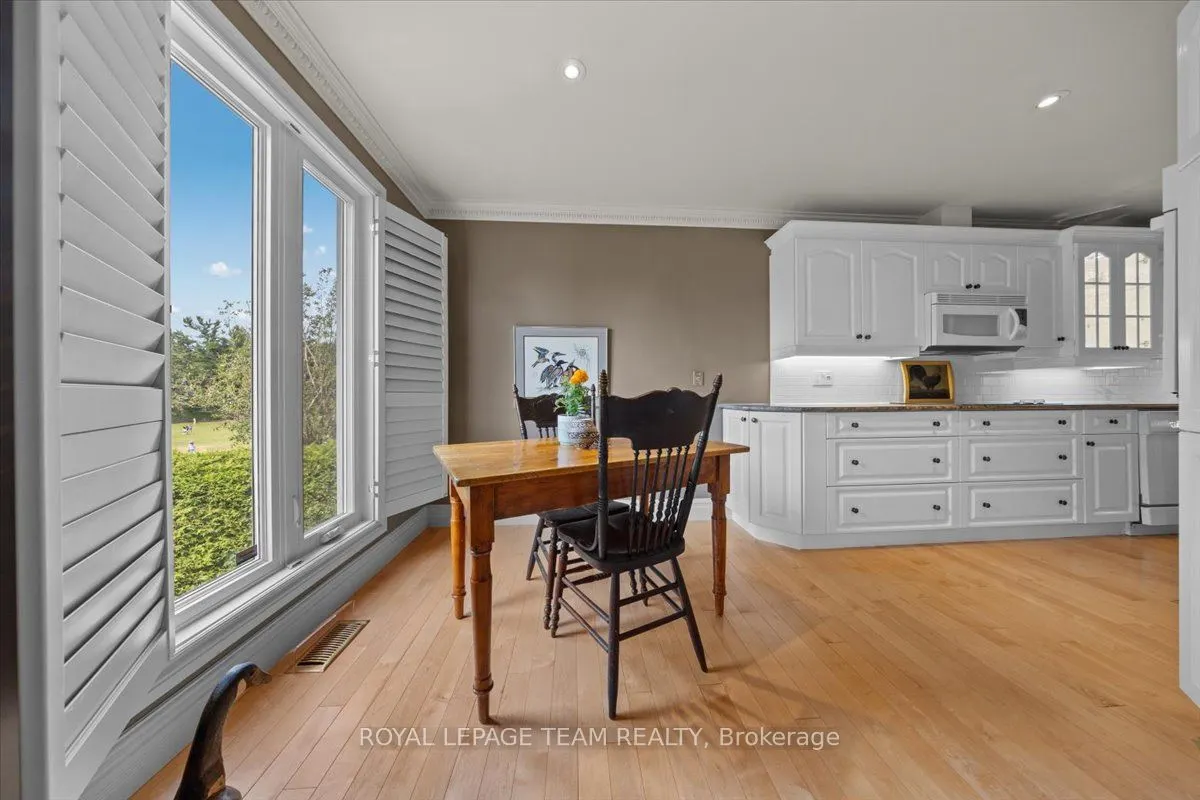 27 Forsyth Lane, #14