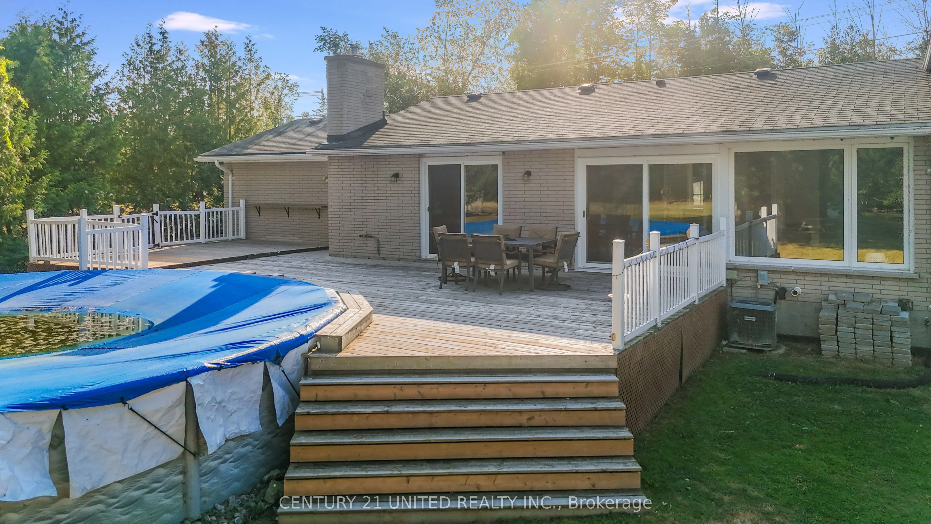 1143 Connaught Drive