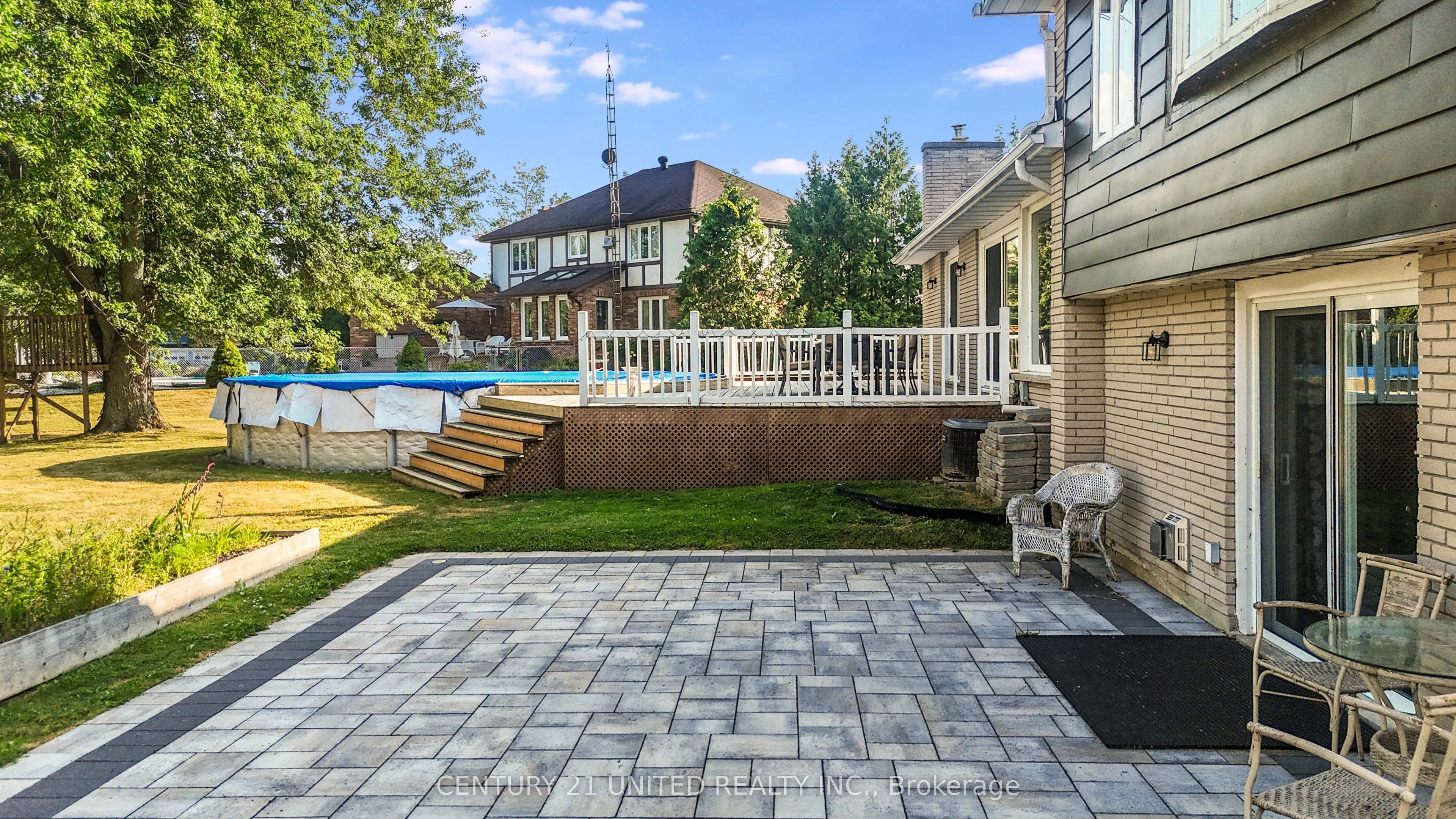 1143 Connaught Drive