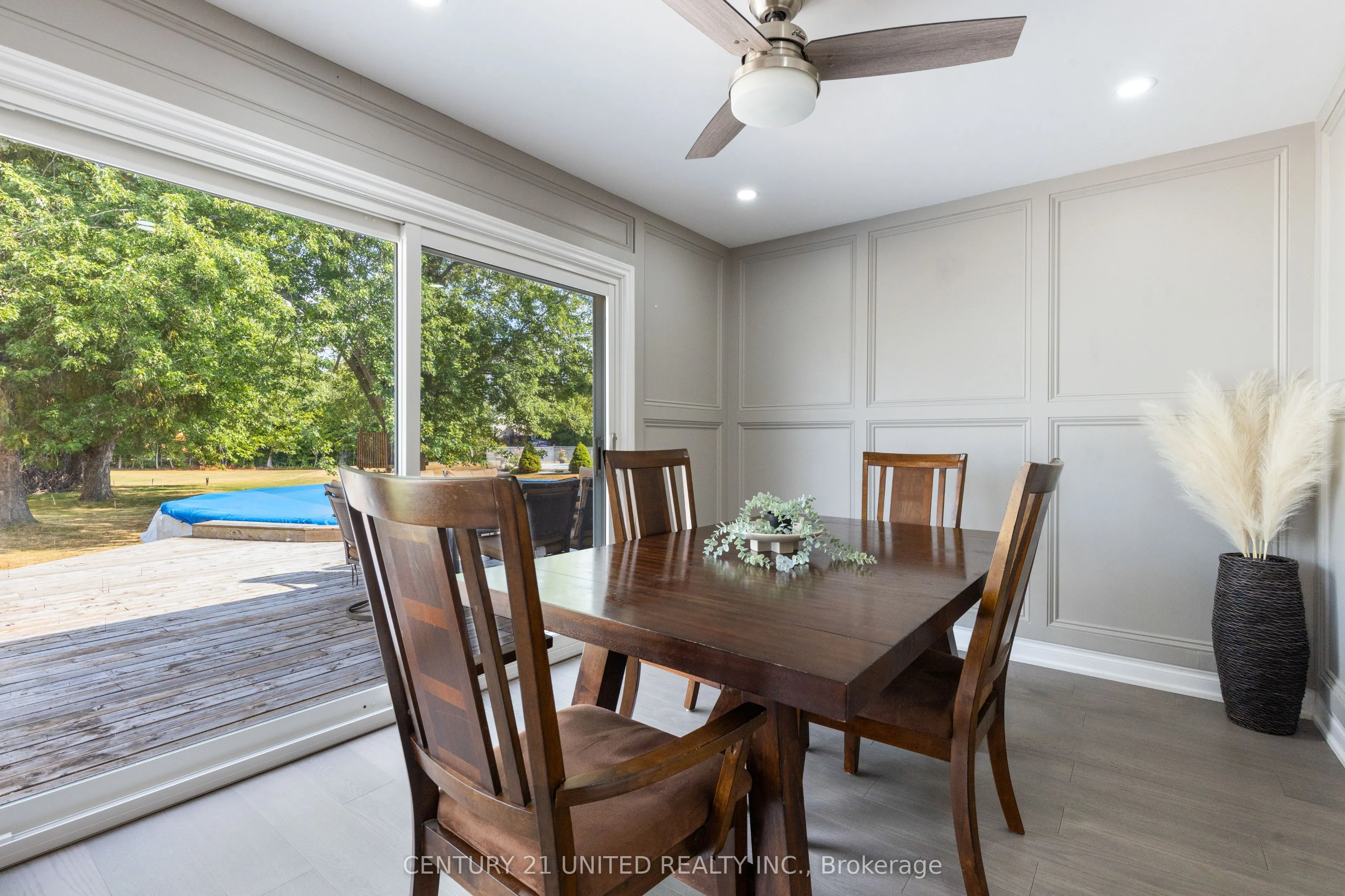 1143 Connaught Drive